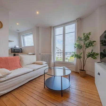 Sommet Remois Cathedrale Apartamento *